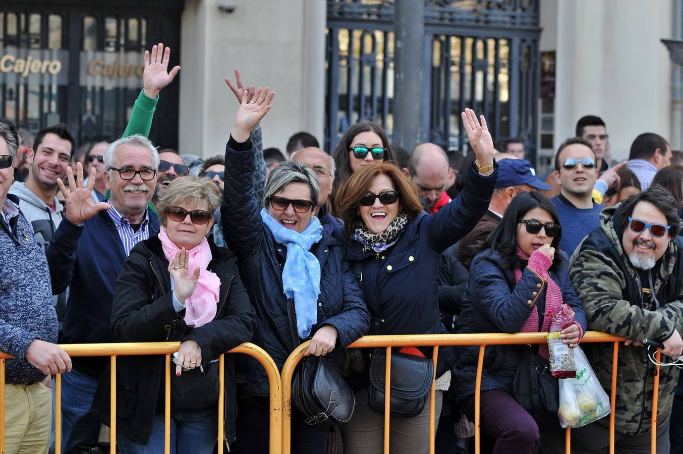 Fallas 2015: Búscate en la mascletà de hoy 17 de marzo (I)