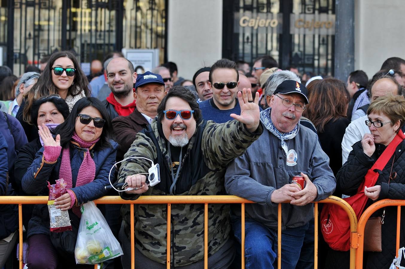 Fallas 2015: Búscate en la mascletà de hoy 17 de marzo (I)