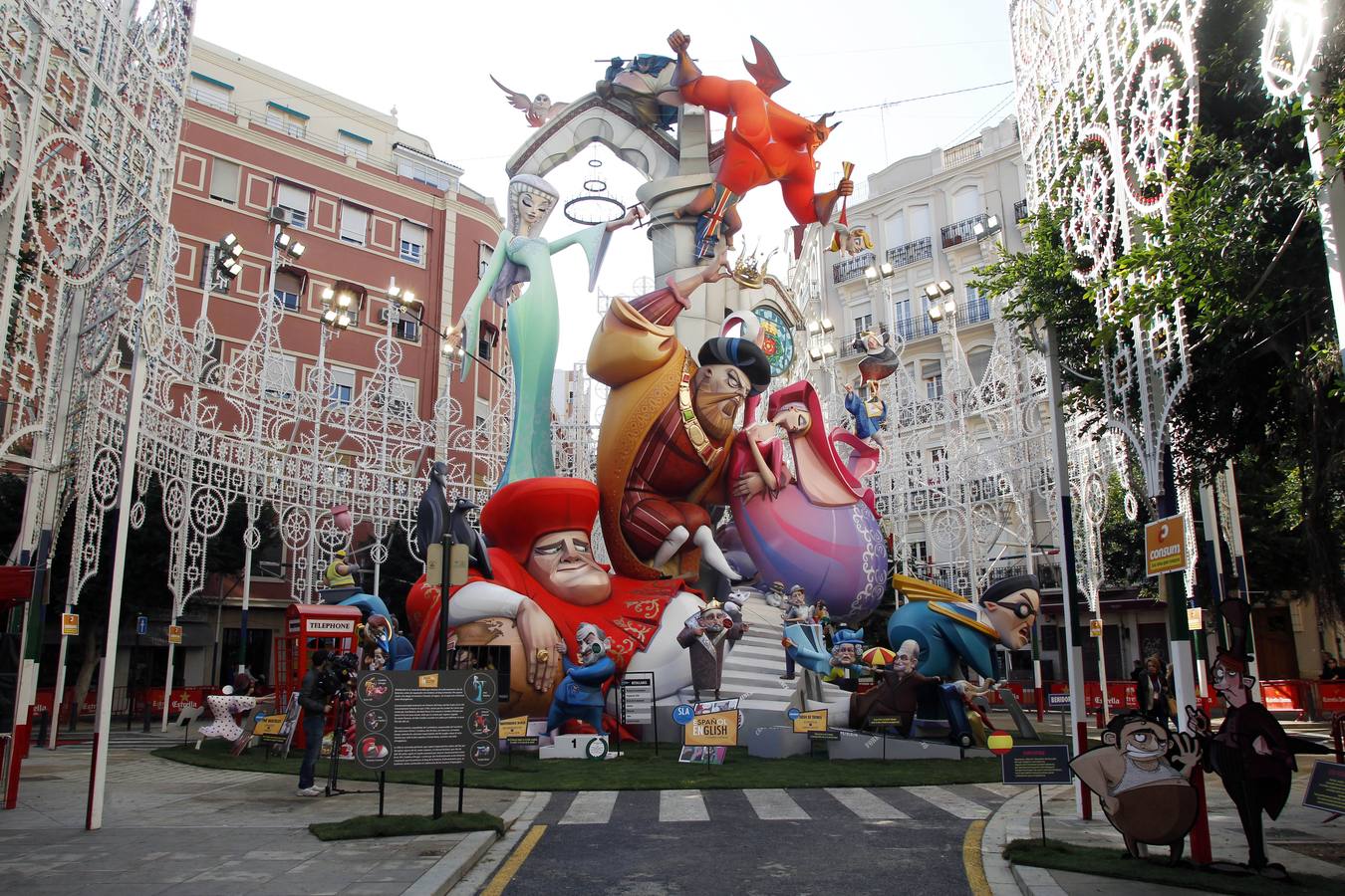 FALLA SUECA-LITERATO AZORÍN. 