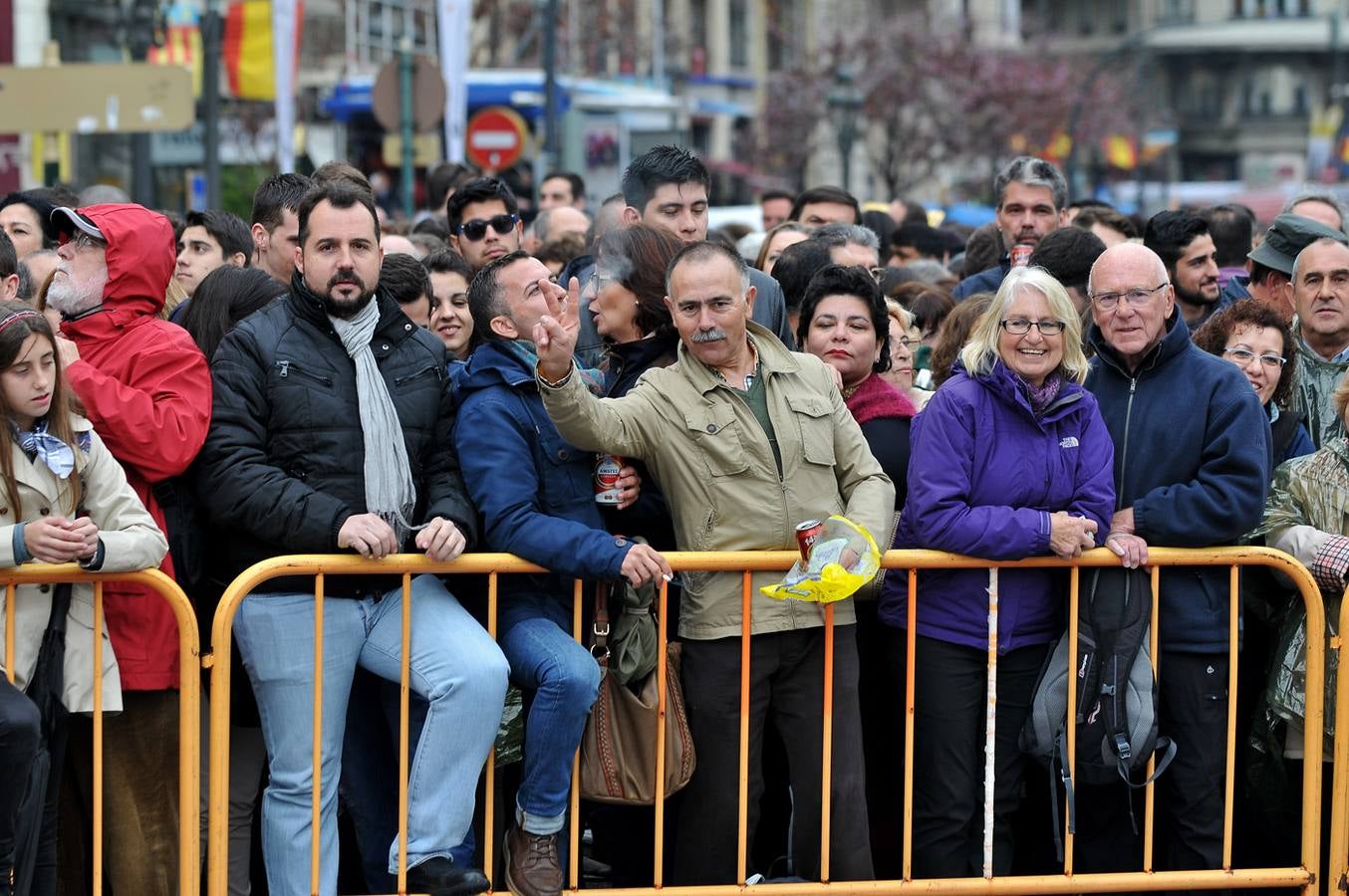 Fallas 2015: Búscate en la mascletà del 18 de marzo (II)