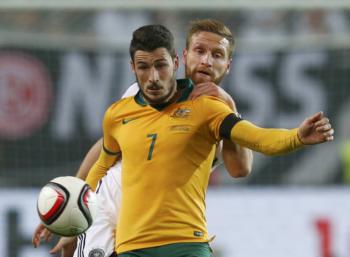 El partido de Mustafi con Alemania en imágenes