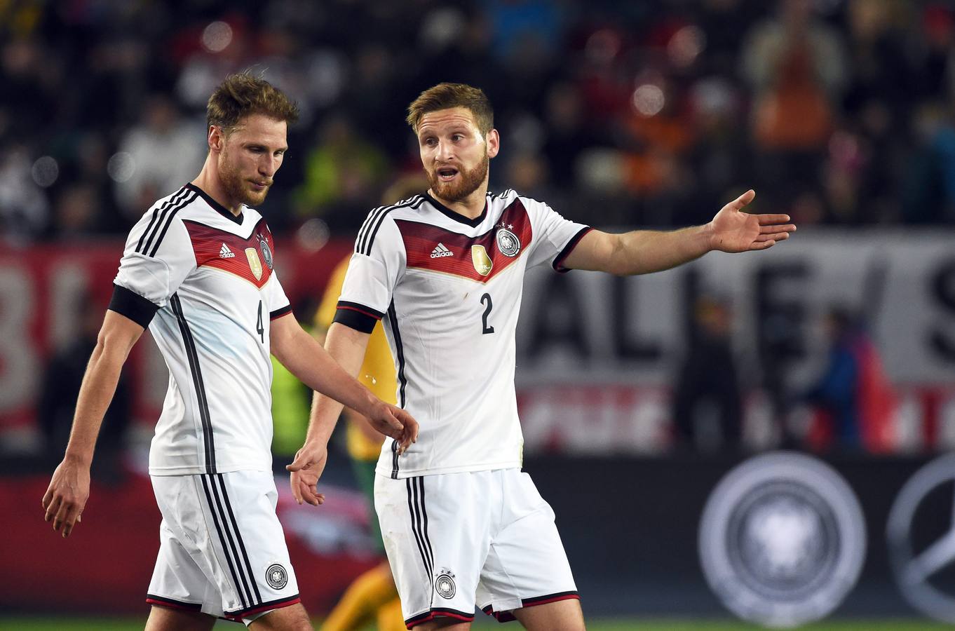 El partido de Mustafi con Alemania en imágenes