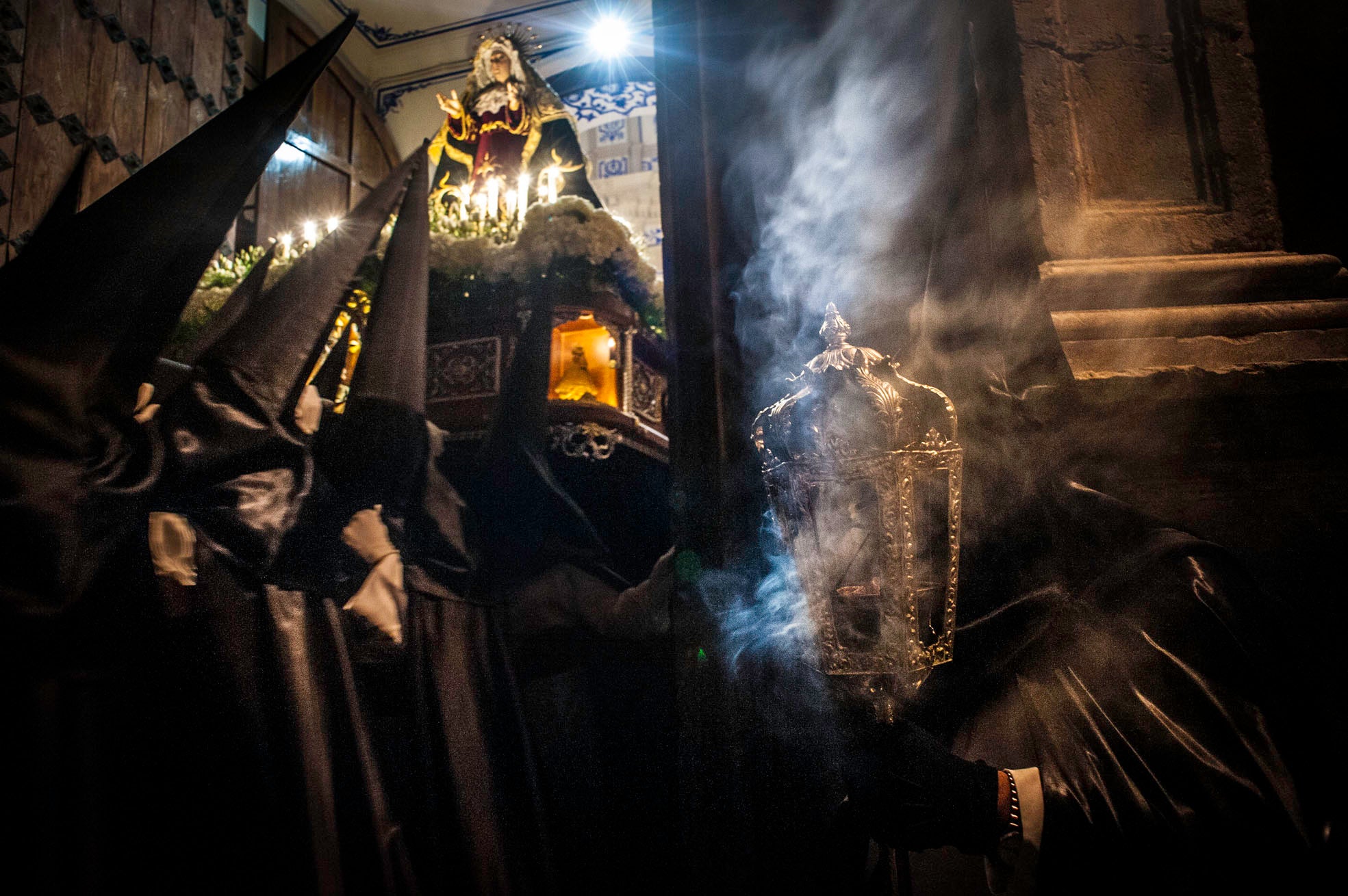 Penitencia y respeto en la noche