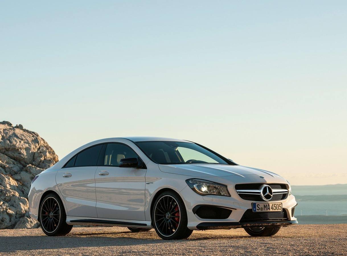 360 CV dan vida al imponente Mercedes-Benz CLA45