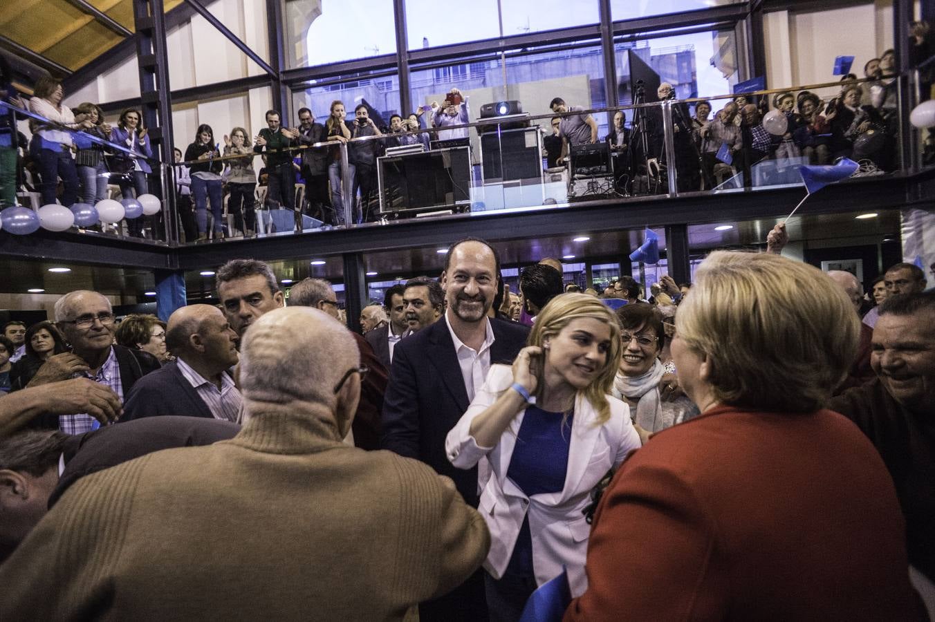 Bascuñana dibuja en su presentación la ciudad que el PP quiere y pide ayuda a Valencia para conseguirla