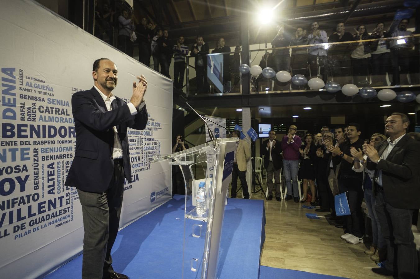 Bascuñana dibuja en su presentación la ciudad que el PP quiere y pide ayuda a Valencia para conseguirla