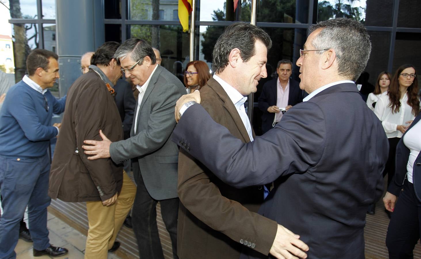 El PP de Alicante se agrieta