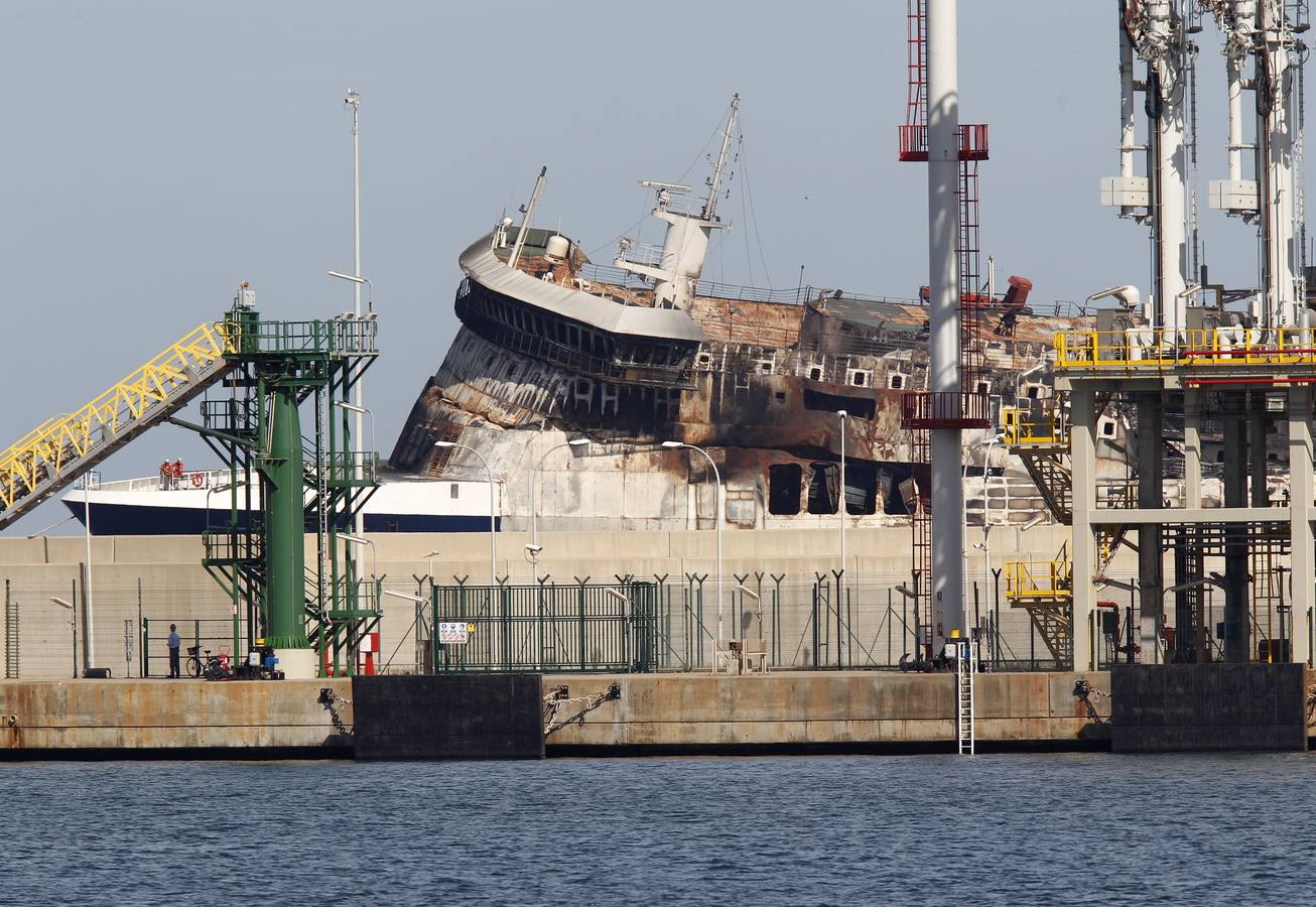 El Sorrento atraca en Sagunto