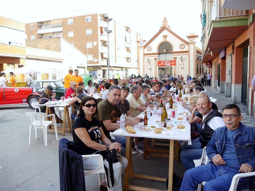 I Concentración de coches y motos clásicas en Alcàsser