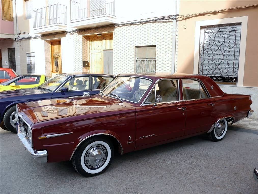 I Concentración de coches y motos clásicas en Alcàsser