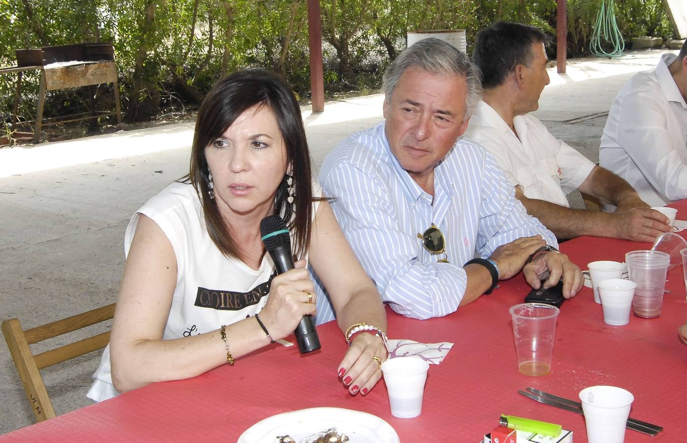 Los Amigos del Arroz con Costra con los candidatos a la Alcaldía