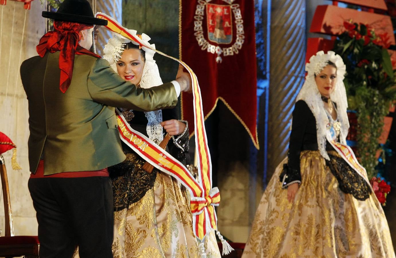 Proclamación de la Bellea del Foc Adulta