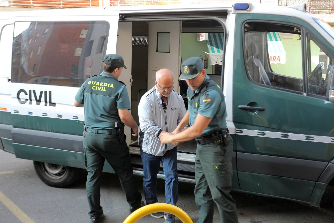 Detenido el delegado de Gobierno, Serafín Castellano, y otras ocho personas más