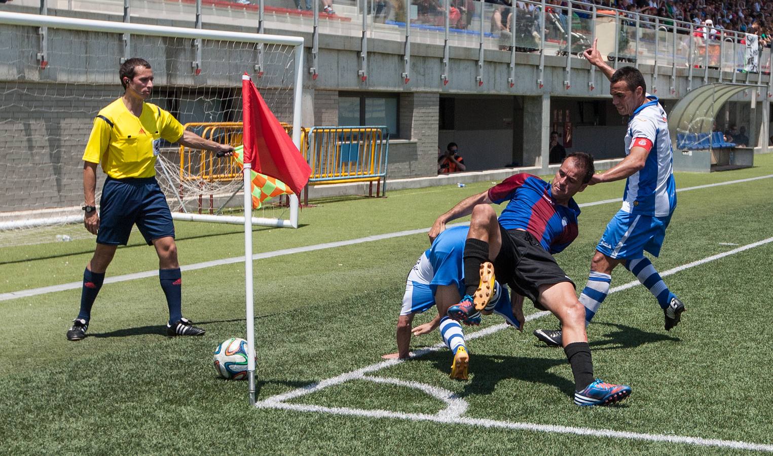 El Eldense se mantiene en Segunda B