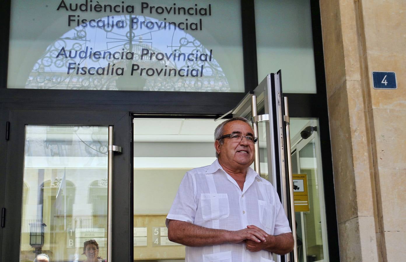 Juicio contra la funcionaria de Hacienda y un asesor en el &#039;caso Brugal&#039;