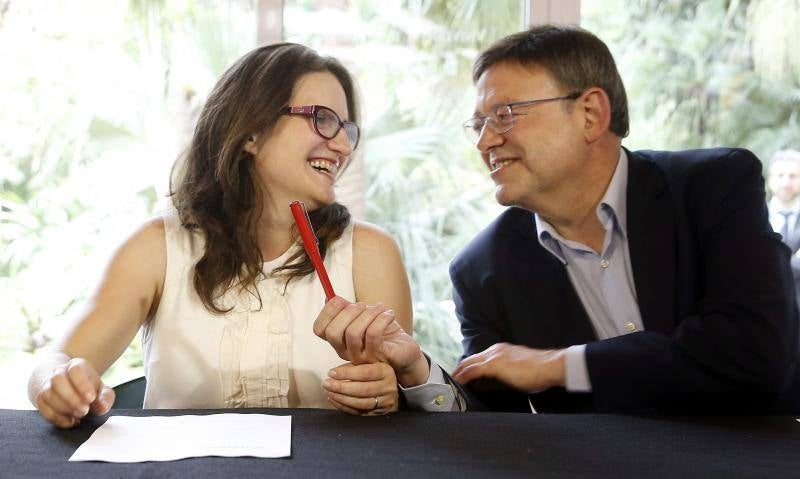 PSPV, Compromís y Podemos firman un acuerdo programático en el Botánico