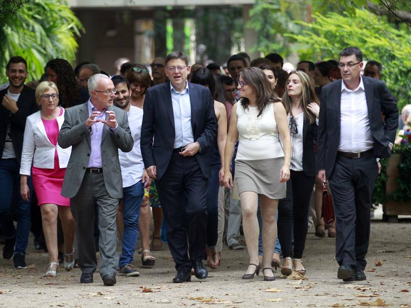 PSPV, Compromís y Podemos firman un acuerdo programático en el Botánico