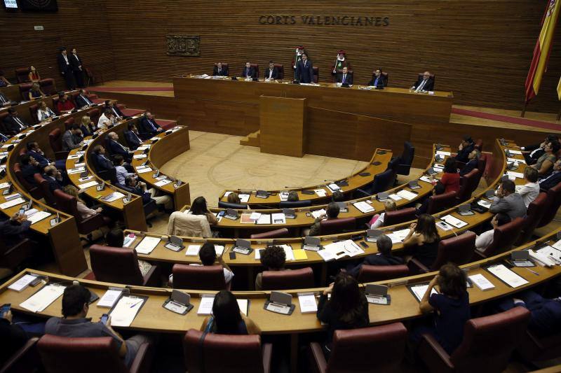 Constitución de Les Corts Valencianes (11-6-2015)