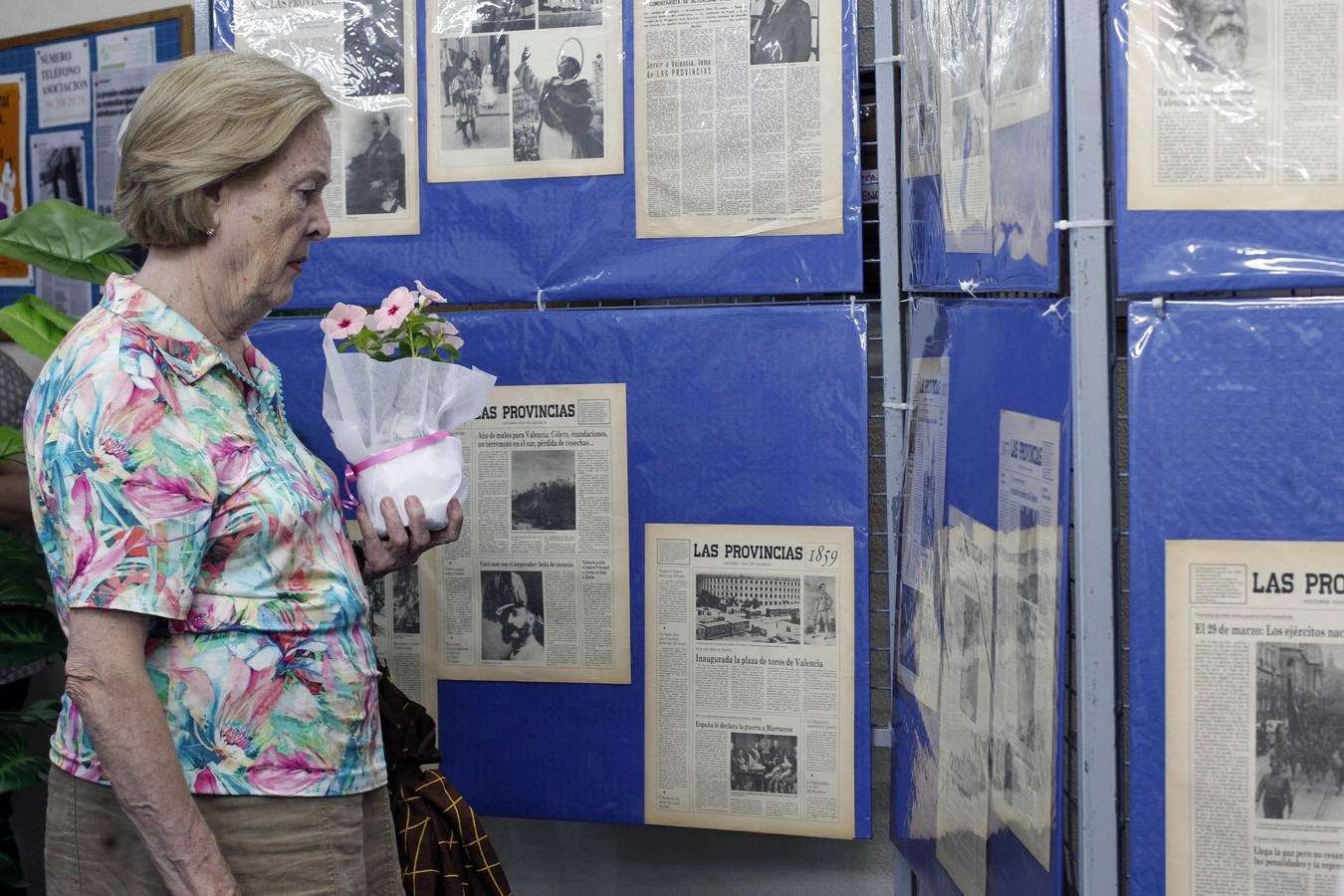 Homenaje de Abastos a LAS PROVINCIAS