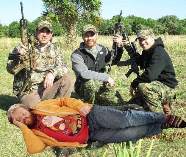 Se echa una siesta y se despierta convertido en meme