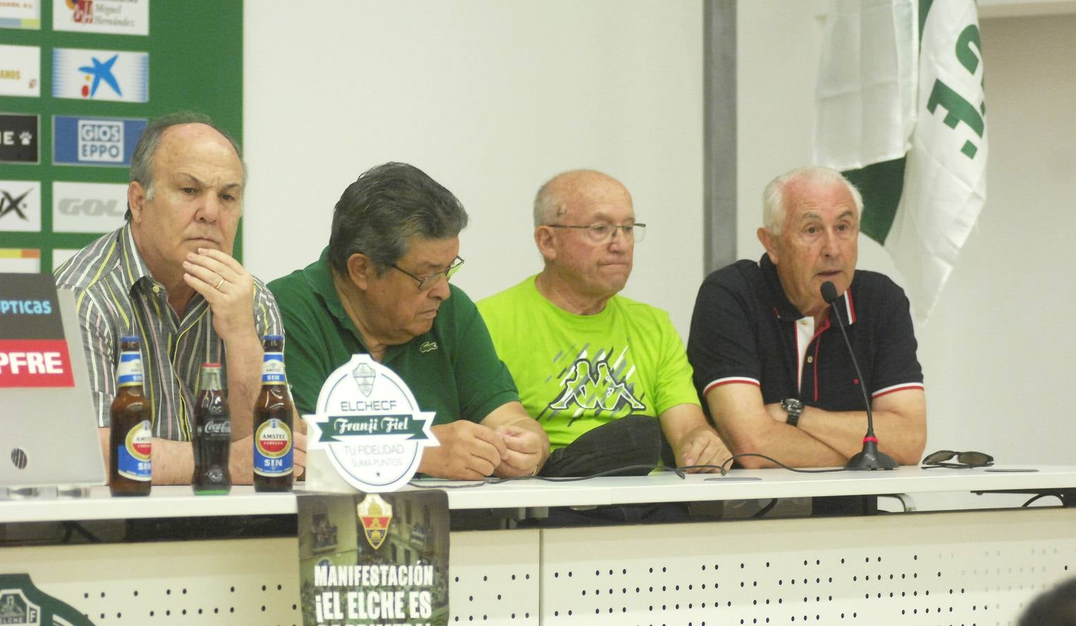 Presentación de la manifestación para reclamar que el Elche vuelva a Primera