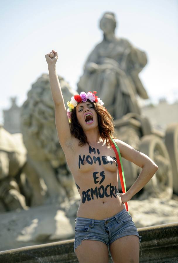 Protesta de Femen contra la &#039;ley mordaza&#039;