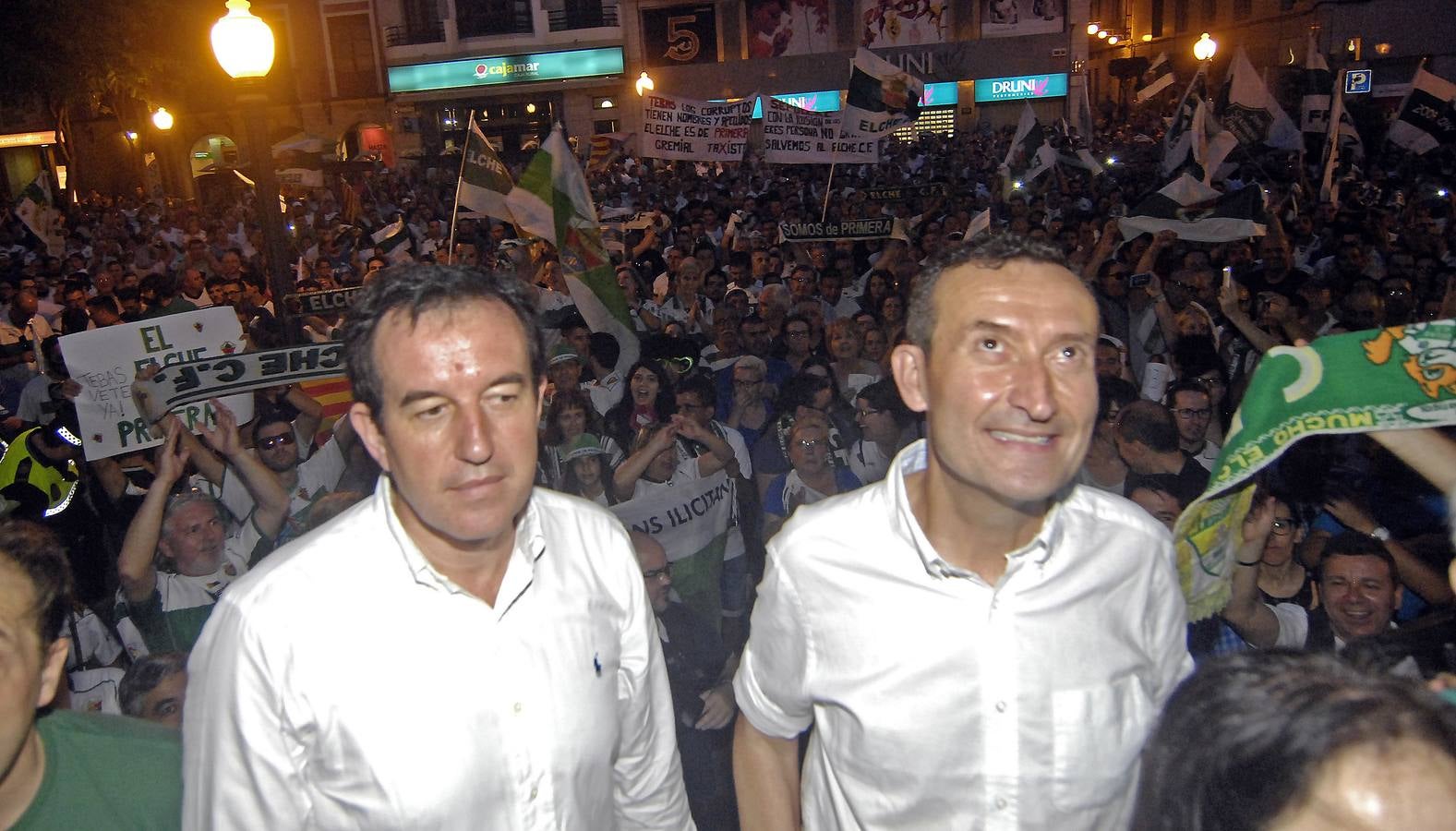 Manifestación por el descenso del Elche CF