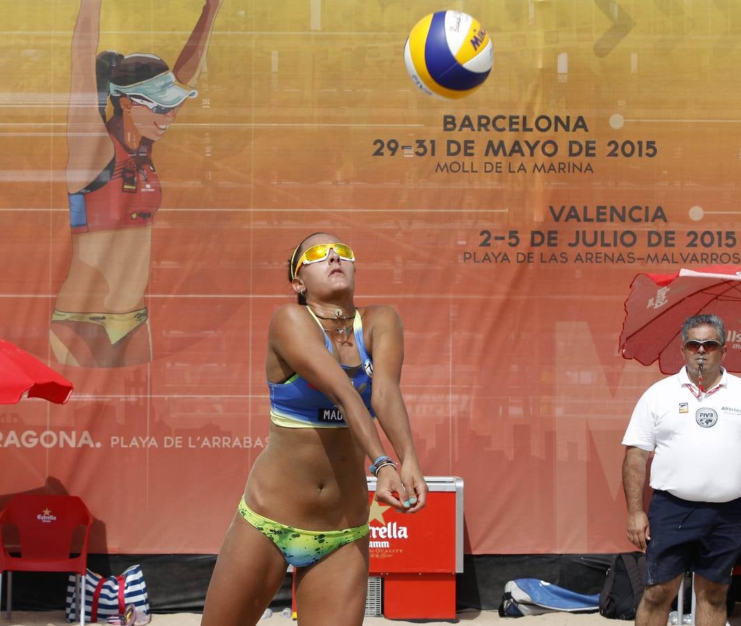 Campeonato de voley playa en la Malvarrosa