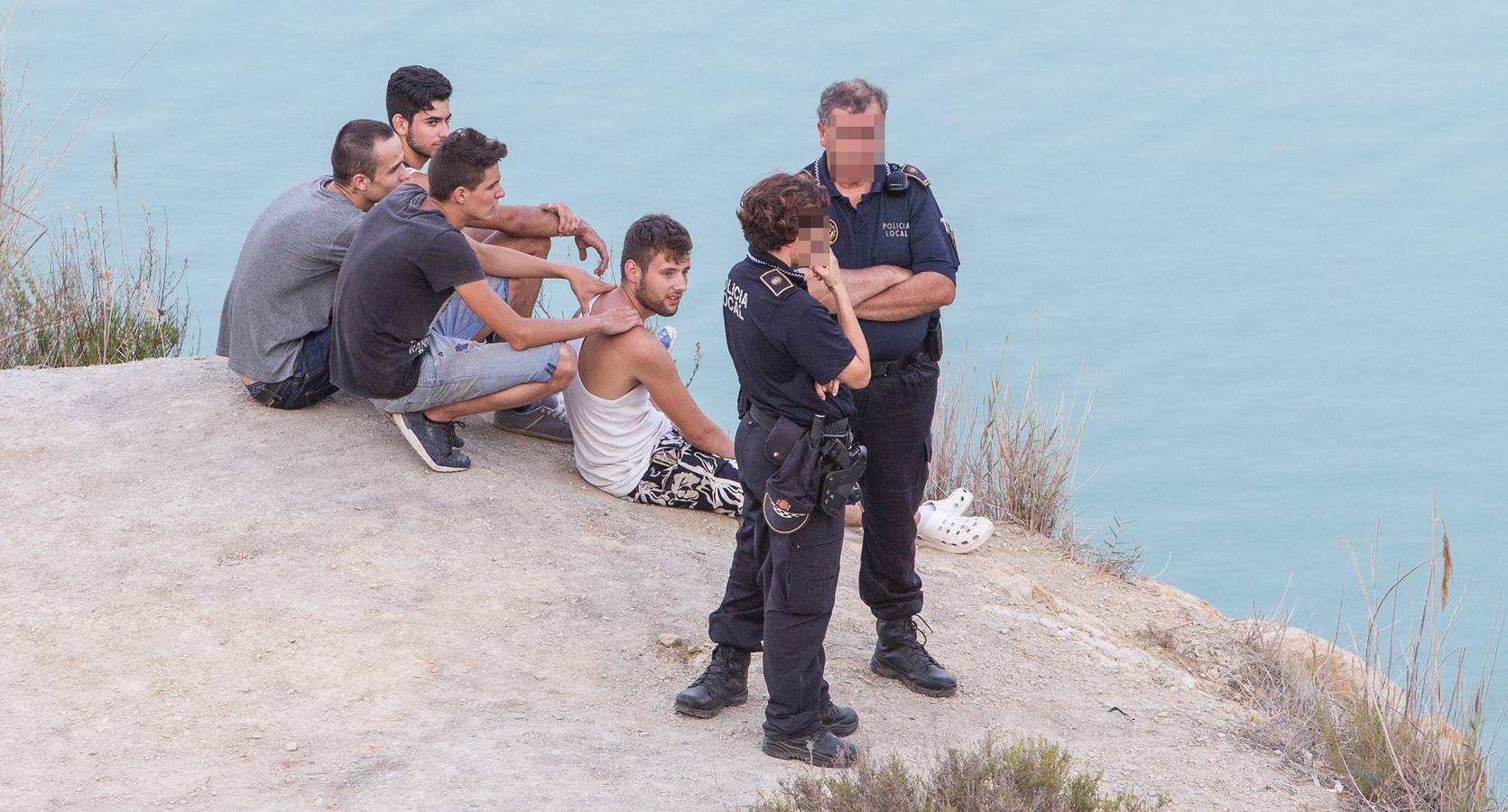 Hallan tres maletas con restos humanos descuartizados en las lagunas de Rabasa