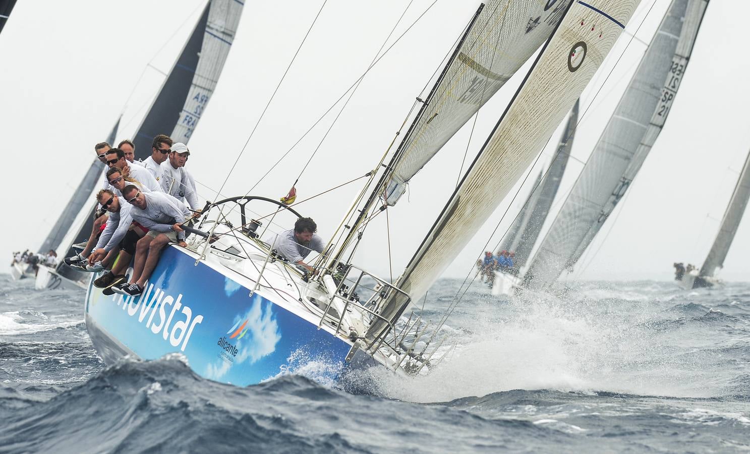 Las embarcaciones de la Copa de la Reina surcan el Mediterráneo