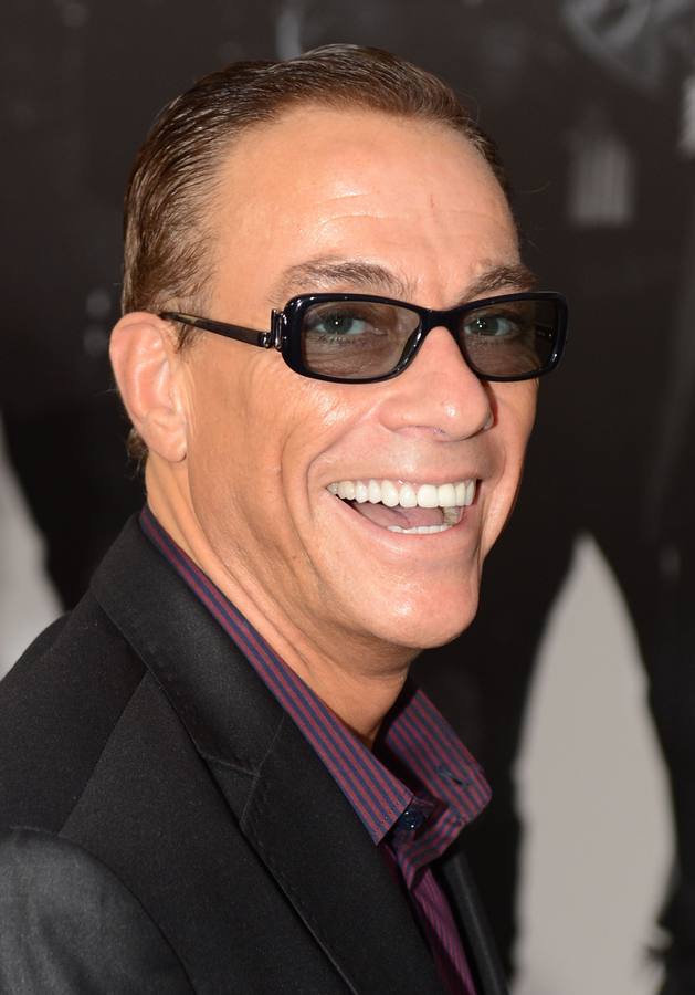 Jean-Claude Van Damme. Jean-Claude Camille François Van Varenberg. Así se llama el actor, director, productor de cine y experto en Karate belga.