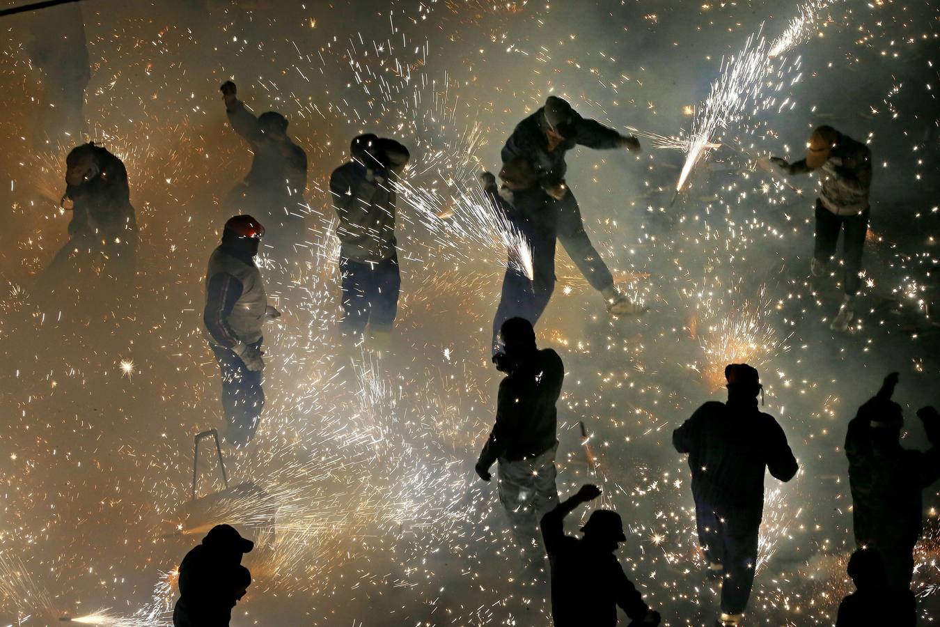 La Nit de l&#039;Albà ilumina Elche