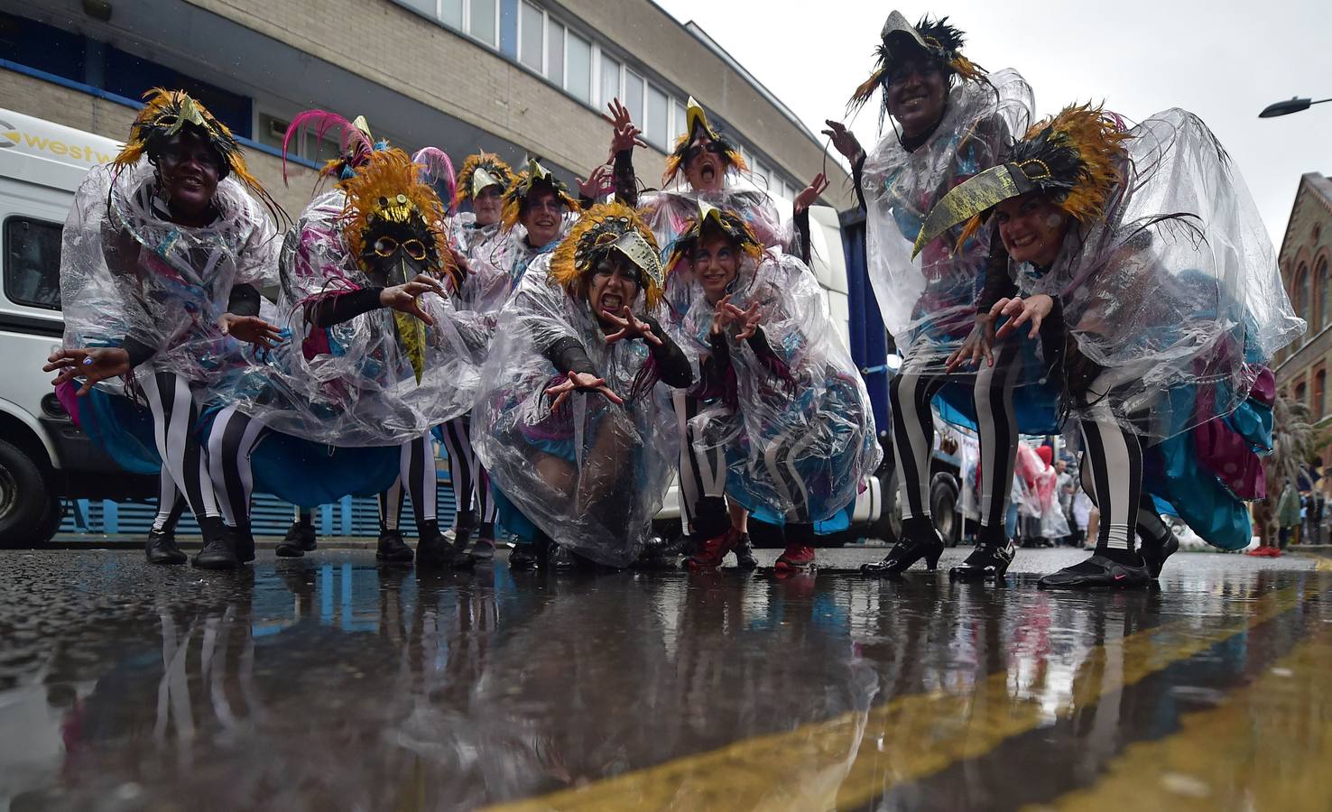 Las plumas y la purpurina toman Londres