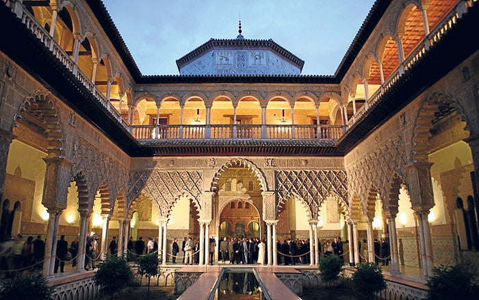 Real Alcázar, Sevilla. Patio de las Doncellas. El palacio del siglo X ha sido escenario del rodaje de algunos capítulos de la quinta temporada.