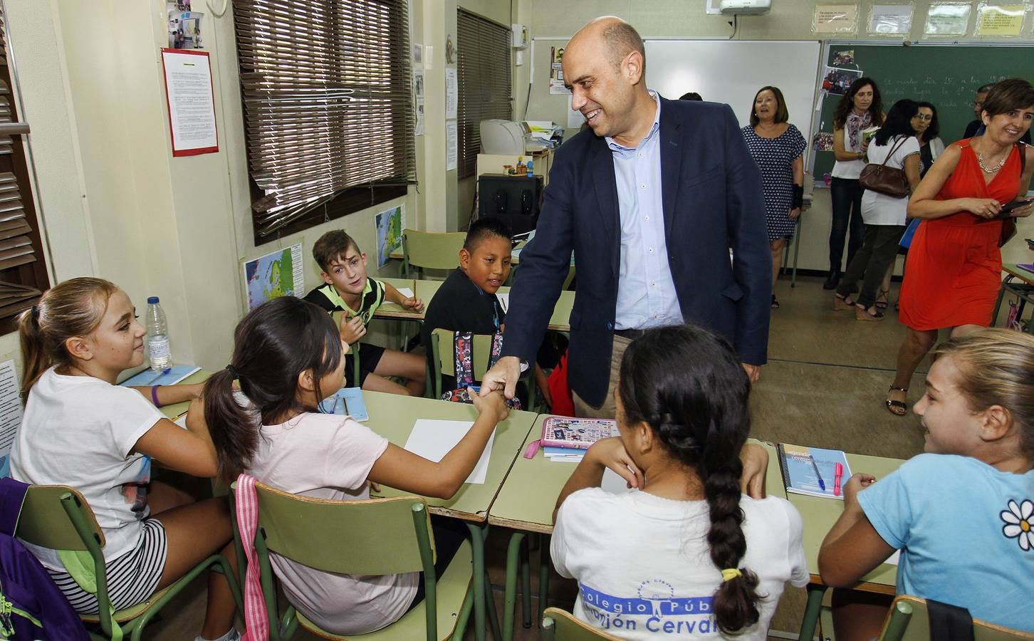 El alcalde de Alicante visita el colegio Manjón Cervantes