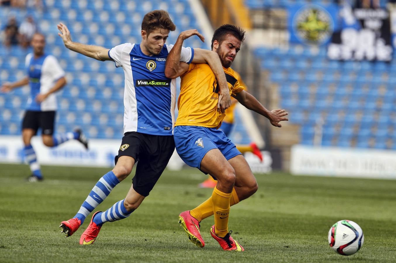 Las mejores imágenes del Hércules - Badalona (2-0)