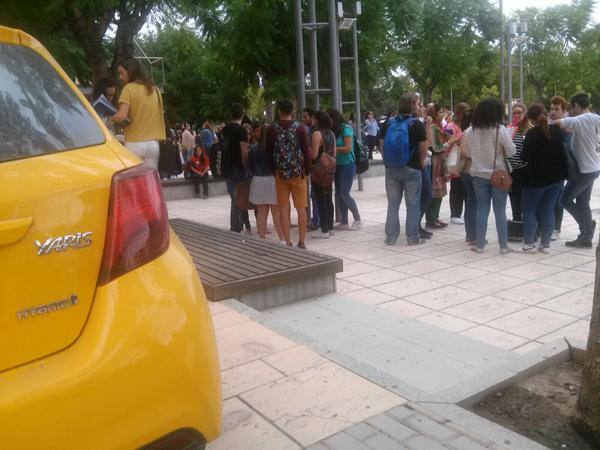 Desalojada la facultad de Derecho de la UA por una amenaza de bomba