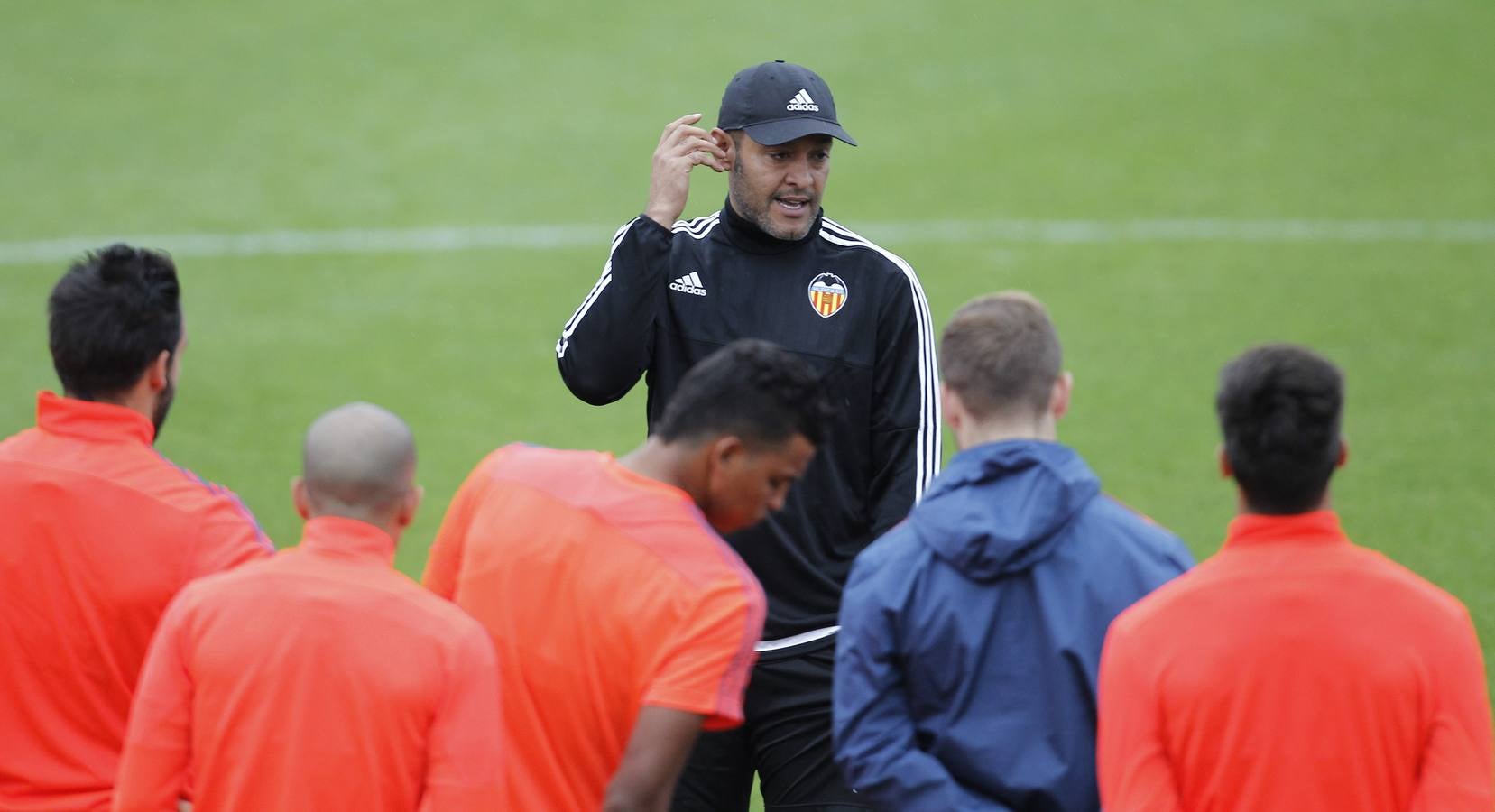 El Valencia prepara el partido de Champions contra el Gent