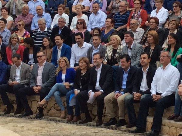 Mariano Rajoy clausura un acto en Finestrat y pasea por Calpe