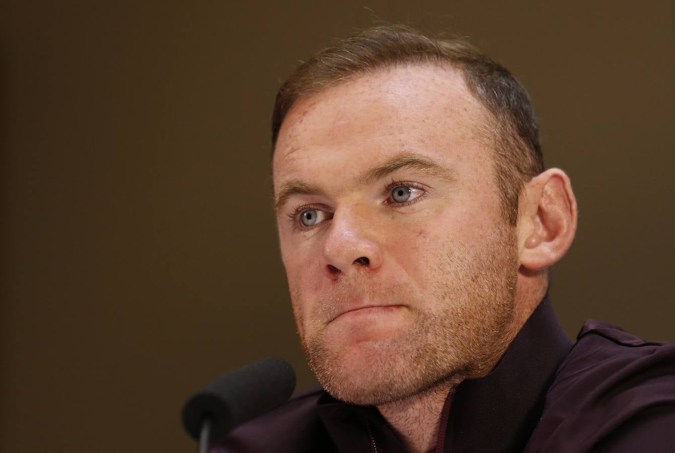 Rooney ofrece rueda de prensa