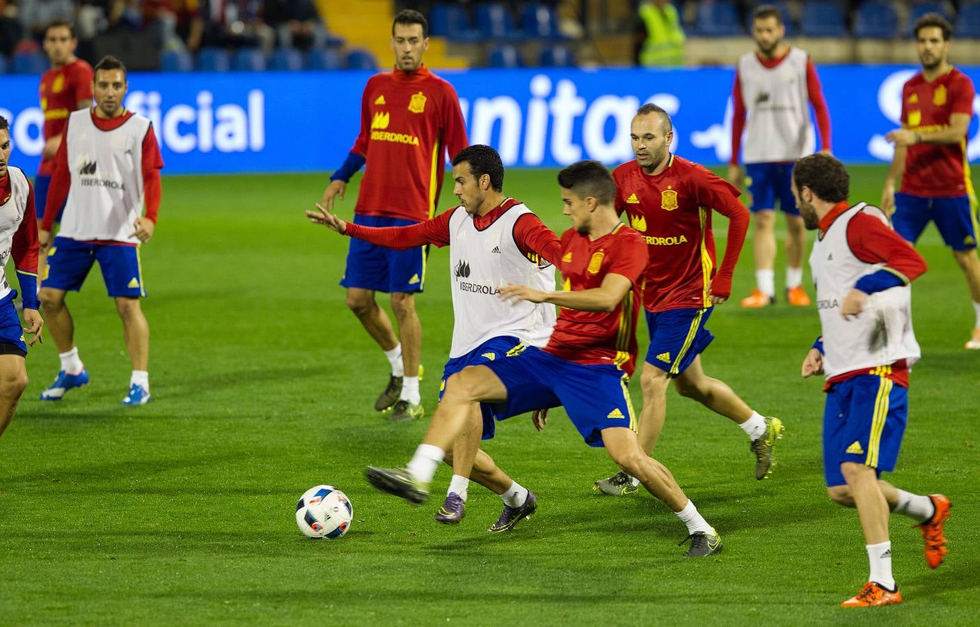 La selección española entrena en el Rico Pérez (II)