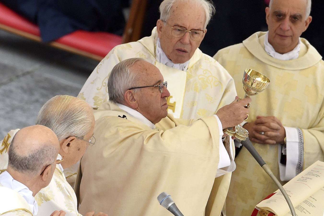 El Papa inaugura el Jubileo de la Misericordia