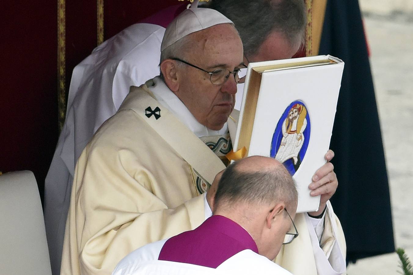 El Papa inaugura el Jubileo de la Misericordia