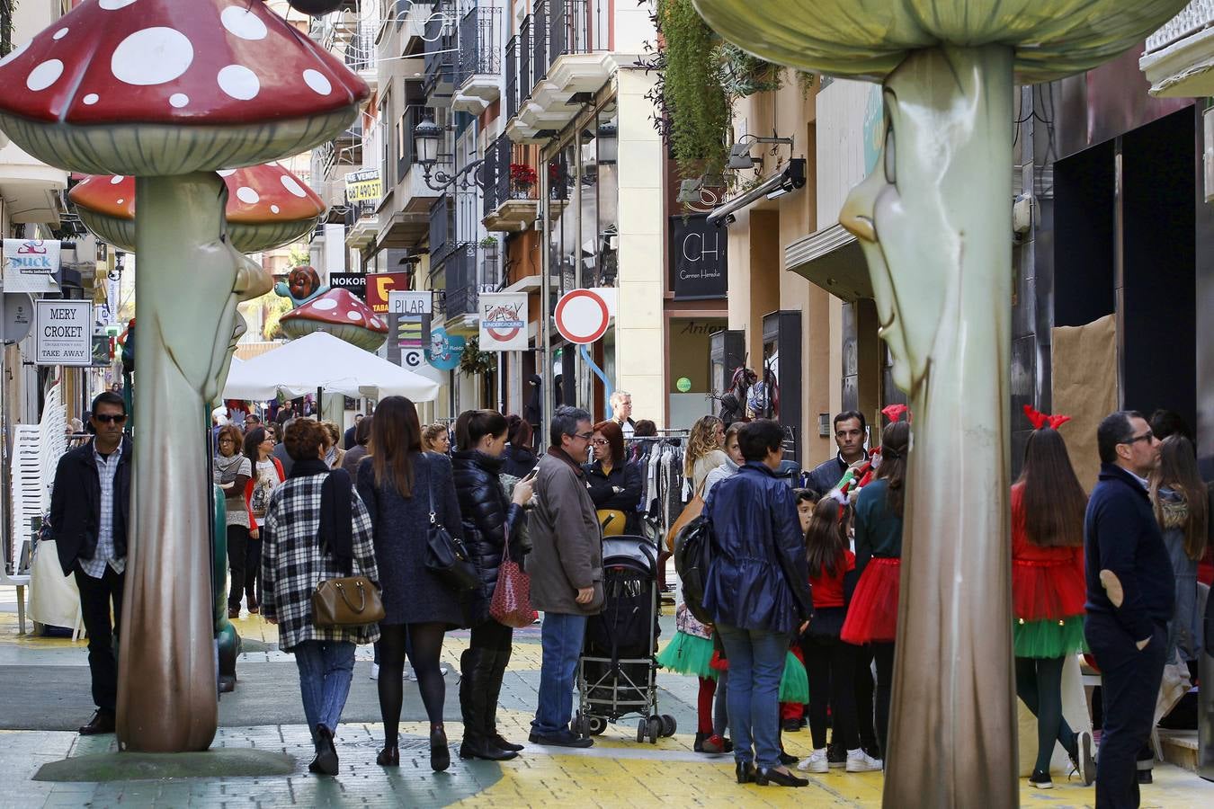 San Francisco acoge juguetes y alimentos