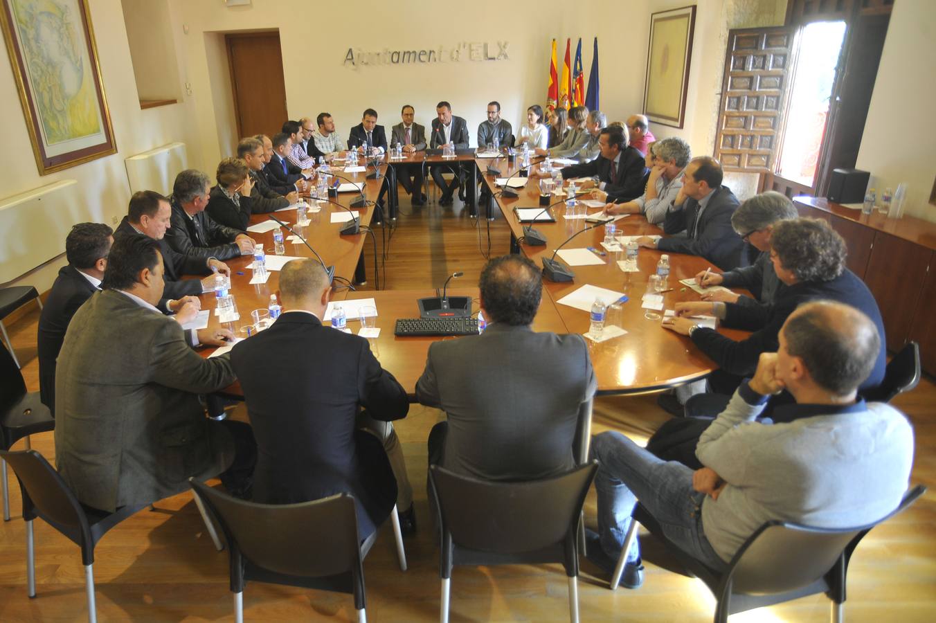 Reunión del conseller de Hacienda, Vicent Soler, con el Consejo Social y Económico de Elche