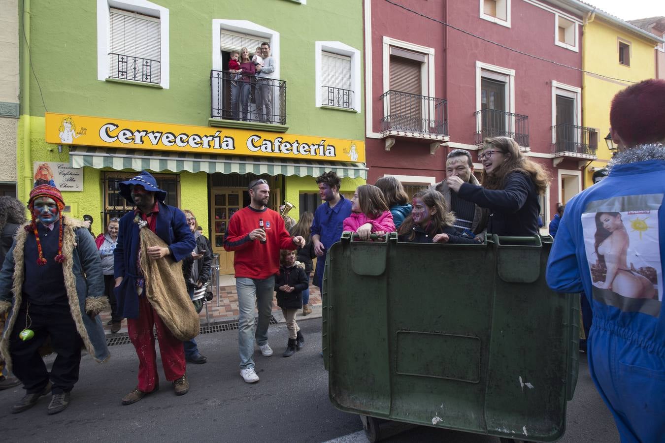 Jalance celebra la Fiesta de los Locos