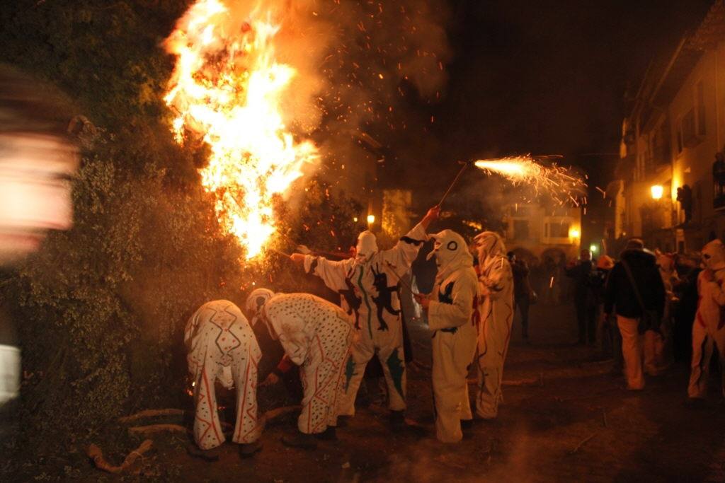 La celebración de la Santantonà de Forcall, en imágenes