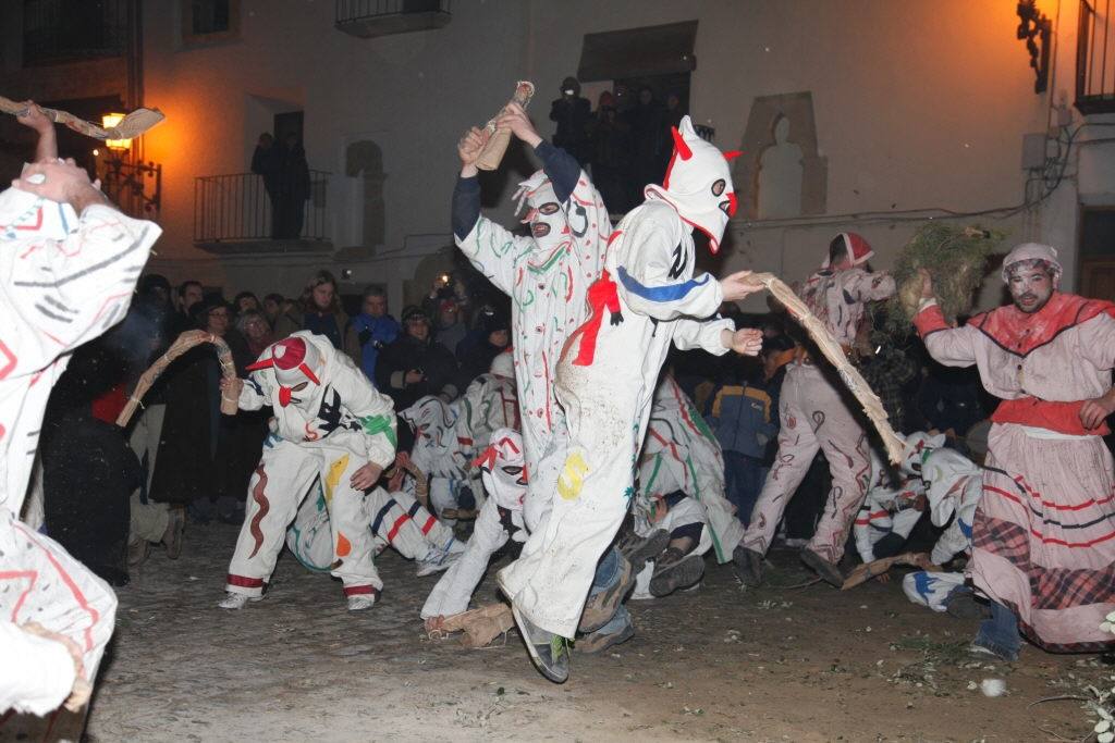 La celebración de la Santantonà de Forcall, en imágenes