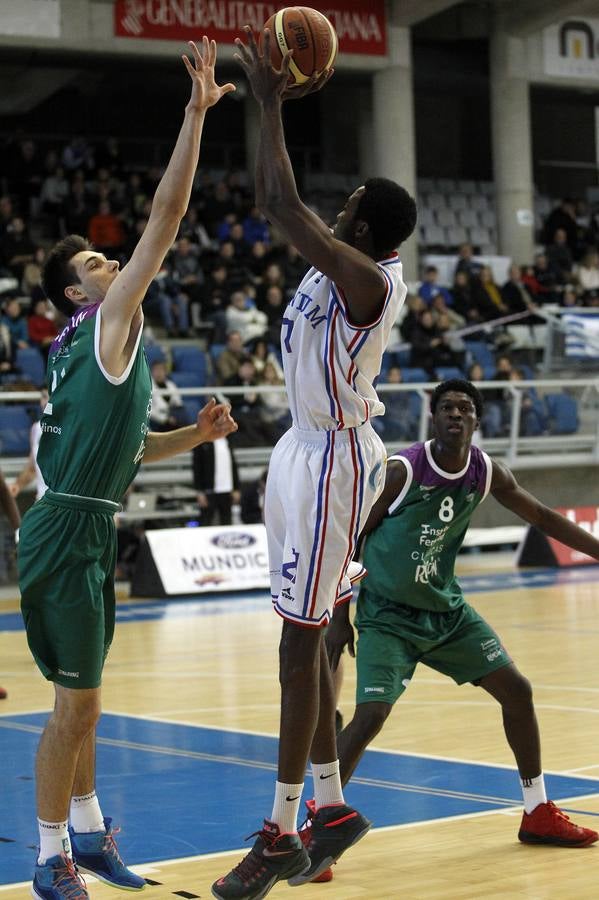 Las mejores imágenes del Lucentum - Clínicas Rincón (78-72)