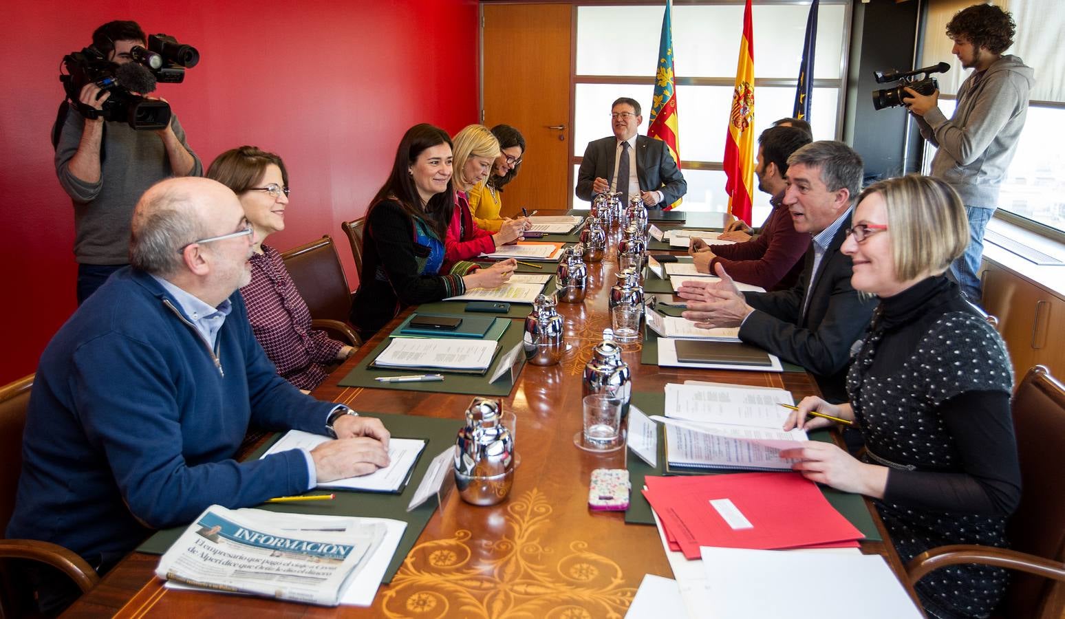 Primera reunión del Consell en Alicante